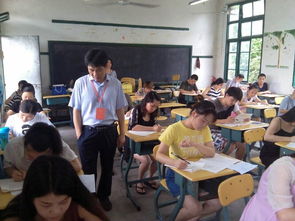 吴国荣到莆田地区电大巡查期末考试工作